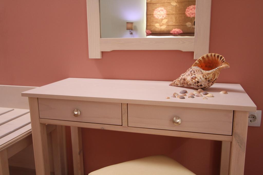Naya Apartment Kissamos Bilik gambar